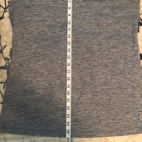 🌻5/$35 🌻 Old Navy | Heathered Gray Racerback Workout Top - Picture 4 of 7